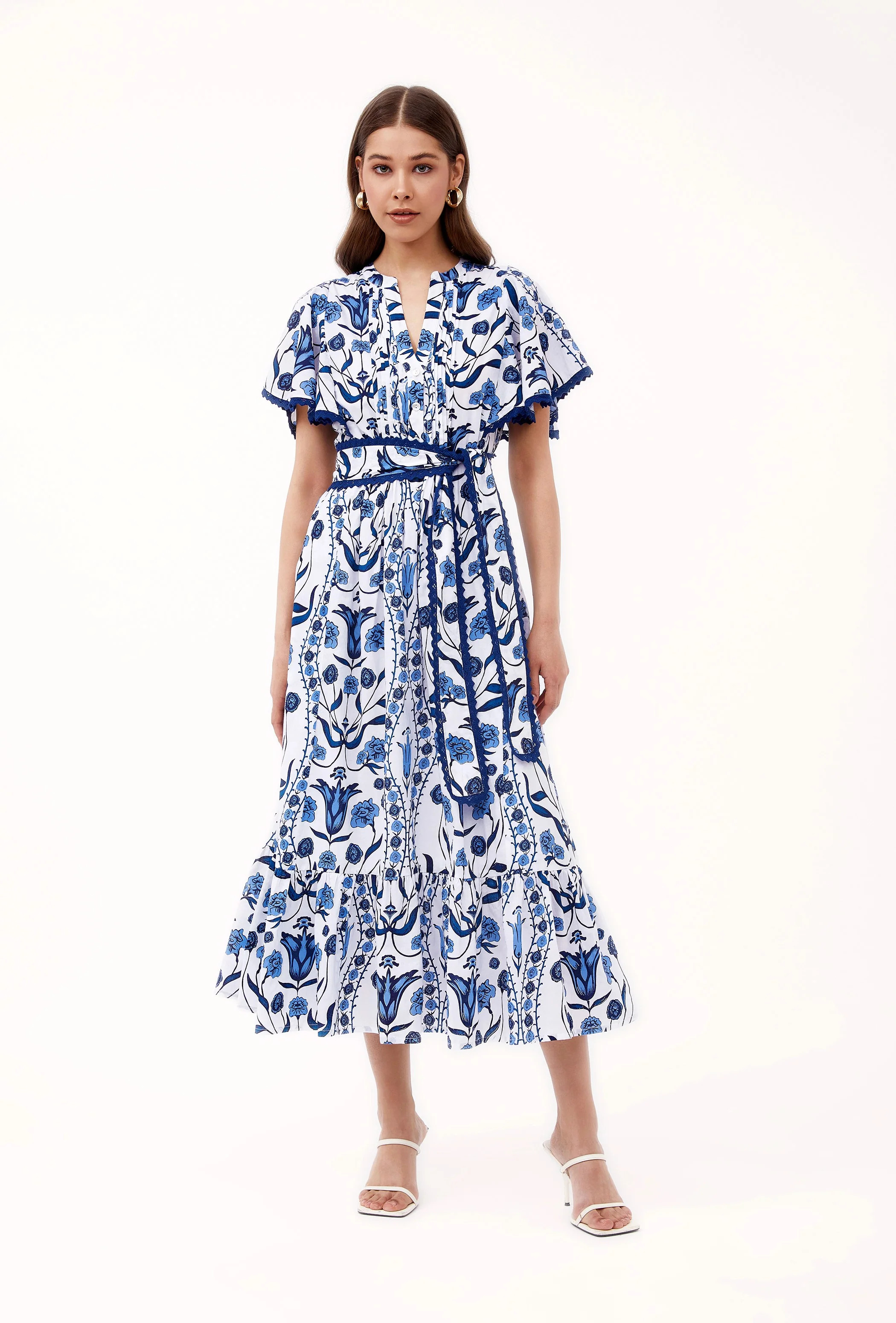 1580 Leni | Beyond By Vera