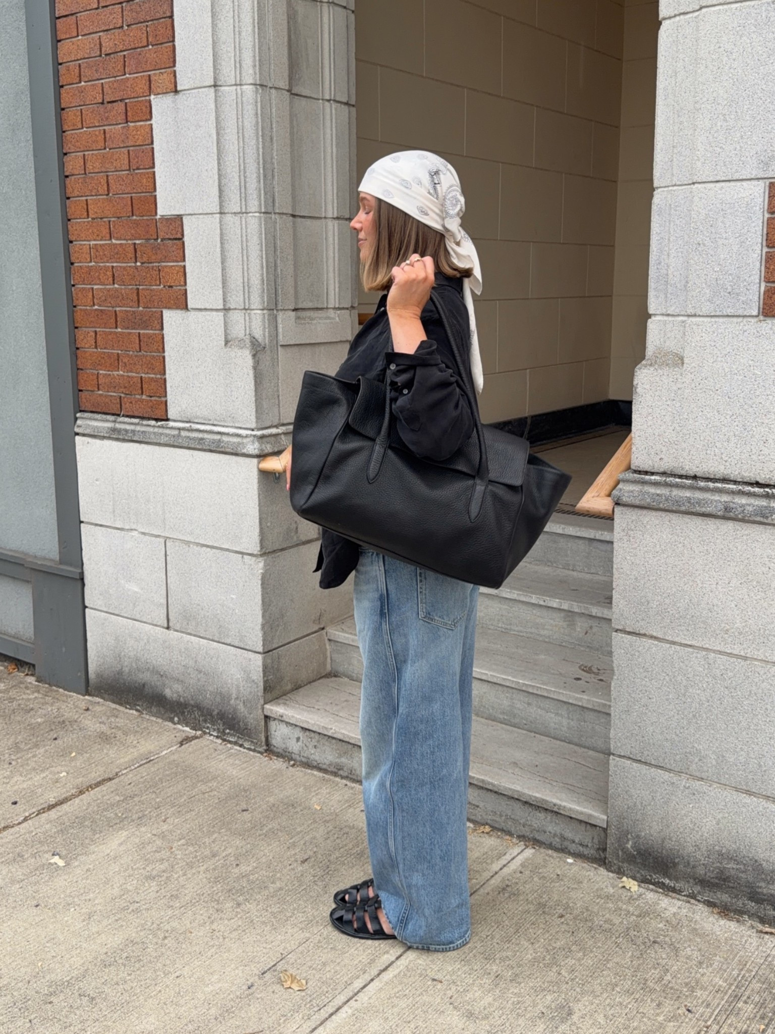 Blouse has almost a silky feel to it super lightweight and chic, jeans tts rigid slight barrel fit, size down 1/2 in sandals!

#jcrew #chic #bandana #barreljeans #bresheppard

#LTKootd