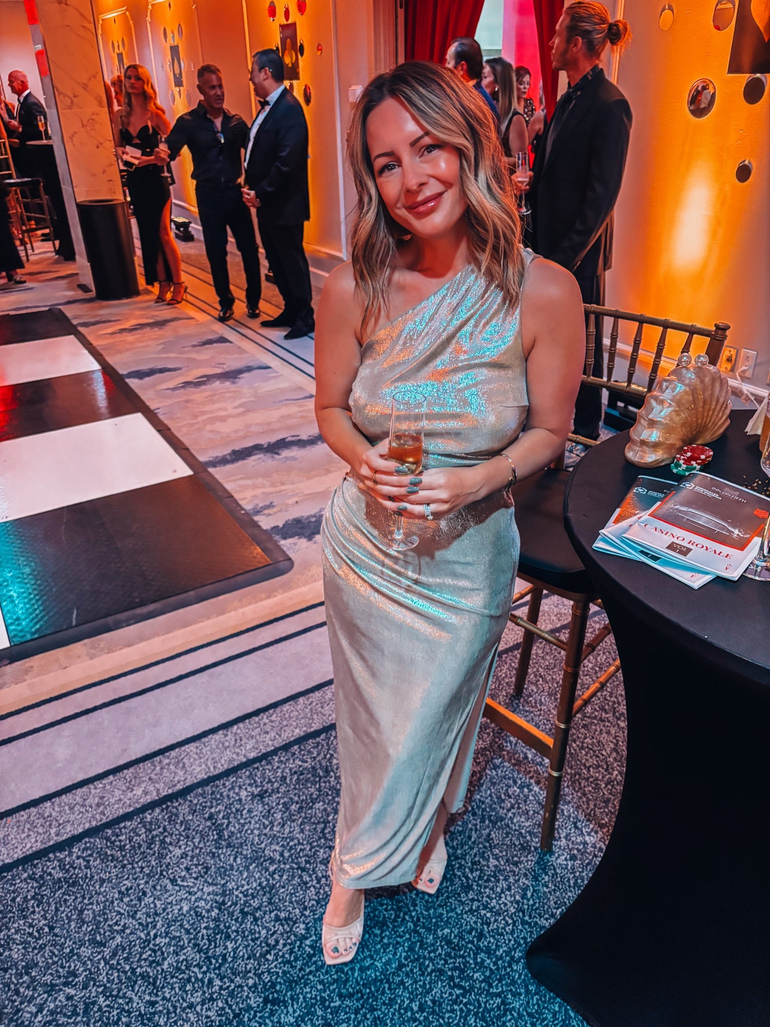 Last minute holiday New Year’s Eve looks ✨🥂 

#LTKFindsUnder50 #LTKHoliday #LTKootd