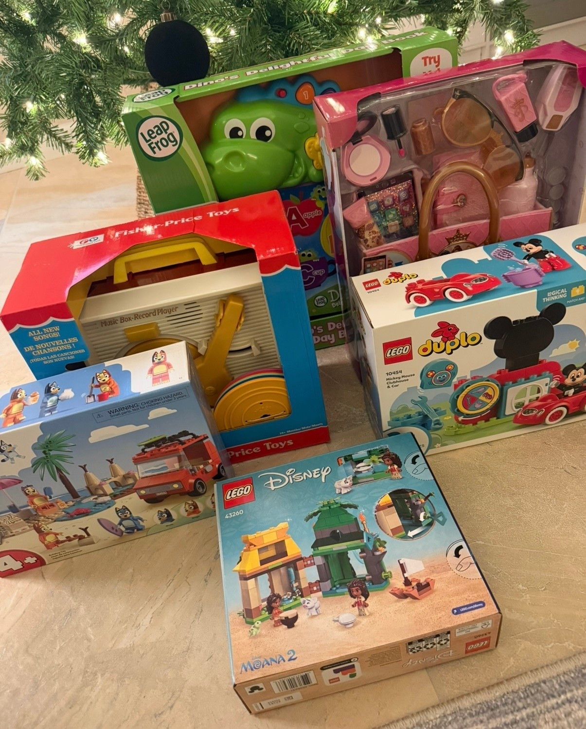 🎄 Here’s a little peek at what Santa’s bringing to our house this year!
So many cute + fun kids’ gifts under the tree and almost everything is on SALE right now! 🙌✨



👉 See all the kids’ gifts + more I grabbed on deal in my LTK!


#LTKKids #LTKGiftGuide #LTKHoliday