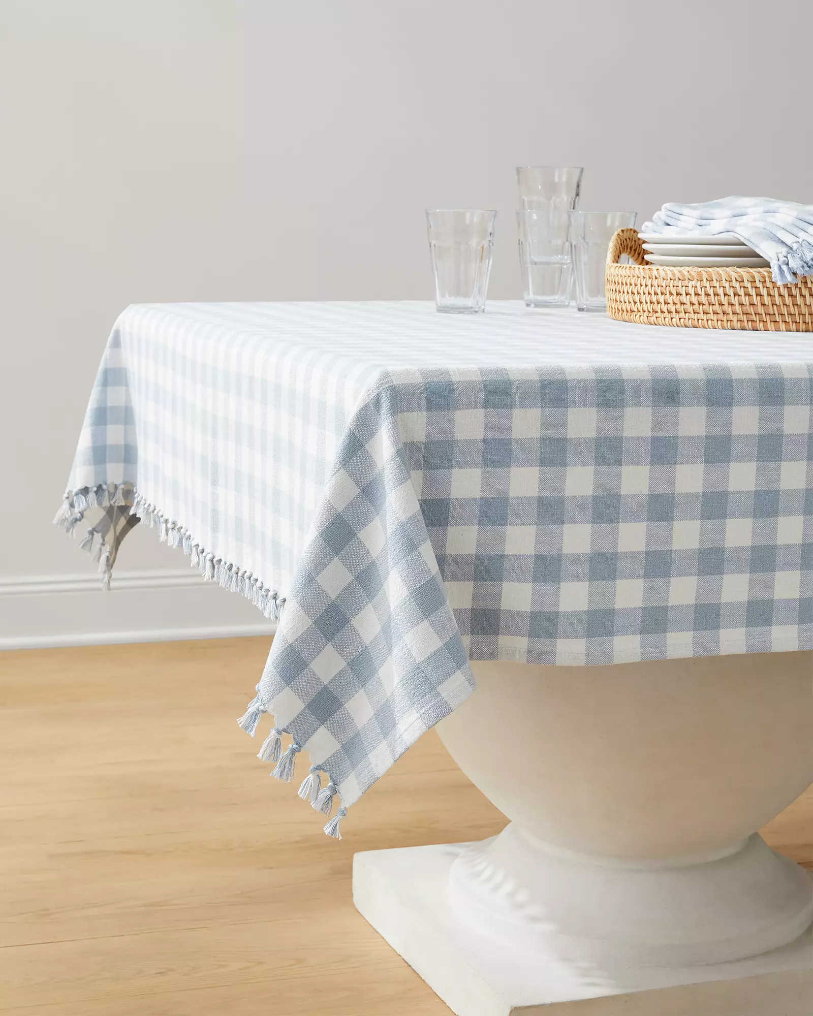 Gingham Tablecloth & Napkin Bundle | Serena and Lily