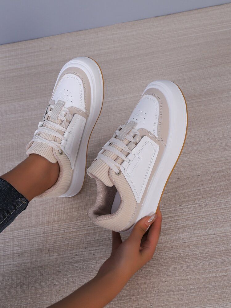 Women Two Tone Lace-Up Front Skate Casual Shoes | SHEIN