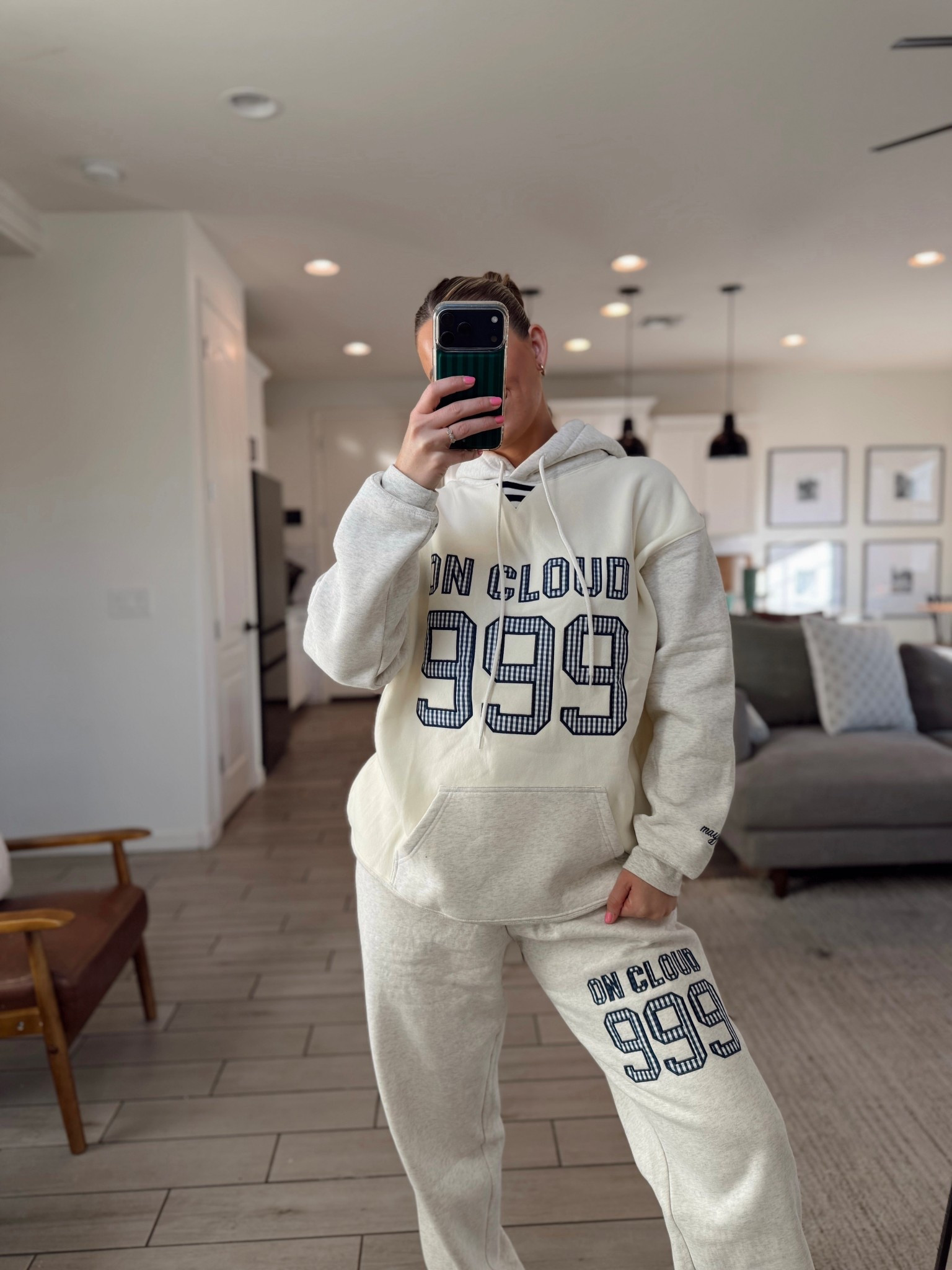 Sweats on sale 🫶🏻