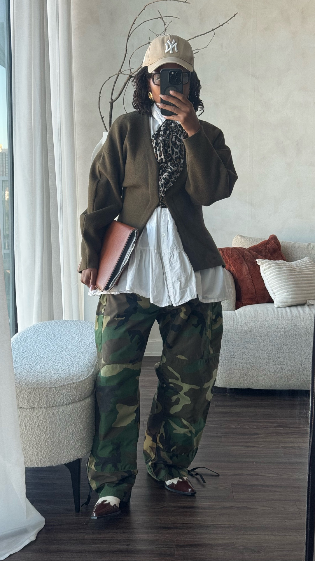 Day 28 and I got dressed for the temps that finally dropped in Houston ! Today we mixed prints while staying with a cohesive color palette . 

As mentioned most items have been thrifted but ….shop some similar finds! 

#LTKSeasonal #LTKFindsUnder100 #LTKStyleTip