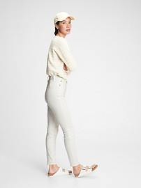 Sky High Rise True Skinny Jeans with Secret Smoothing Pockets | Gap (US)