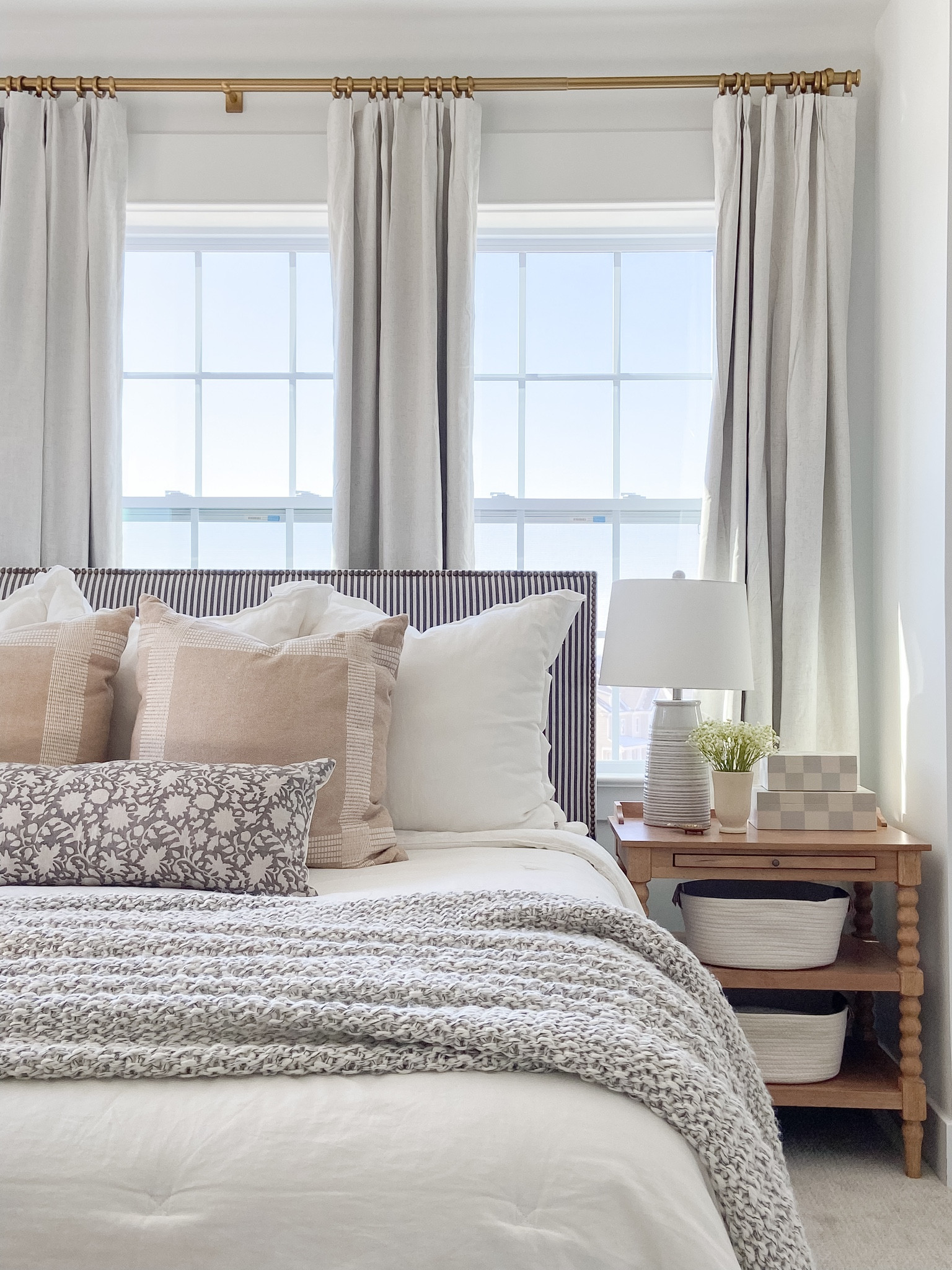 Bedroom Decor
#bedding #throwblanket #throwpillows #nightstands #curtains #curtainrods #storage #tablelamps 

#LTKHome