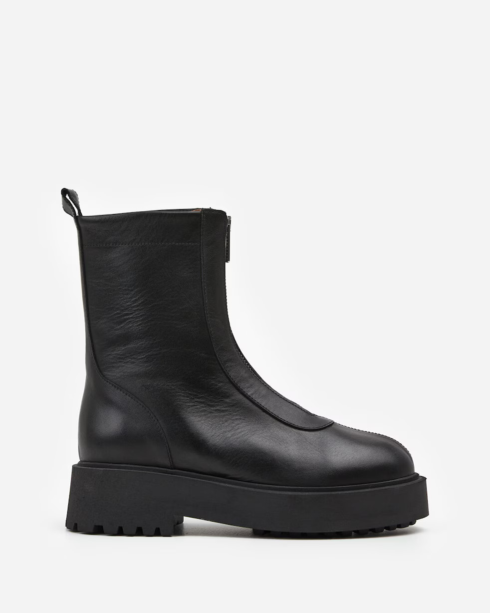 Alma Leather | Flattered