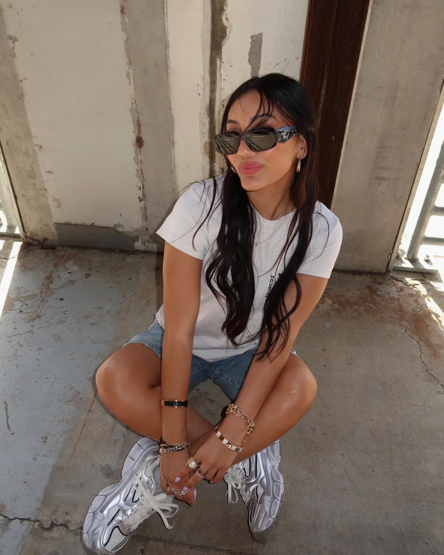 chill fits>> @citybeachaustralia 

code STYLEGOALS

#citybeachaustralia#styleinspo#streetwearoutfitideas#gettingsomewhere