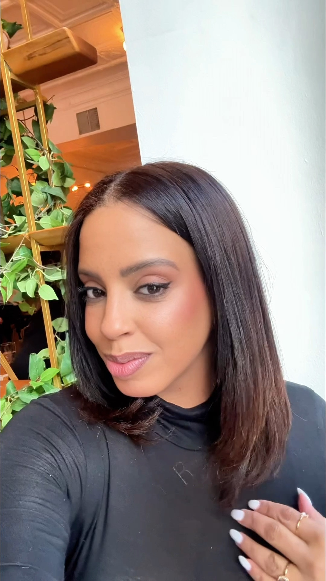 Lunch plans, good lighting, and a soft glam moment ✨
Patrick Ta blush, Fenty glow, and a mascara I’ll never stop using.

#LTKBeauty #SoftGlam #EverydayMakeup #LunchLook #GlowMoment

#LTKgrwm #LTKBeauty #LTKdayinmylife