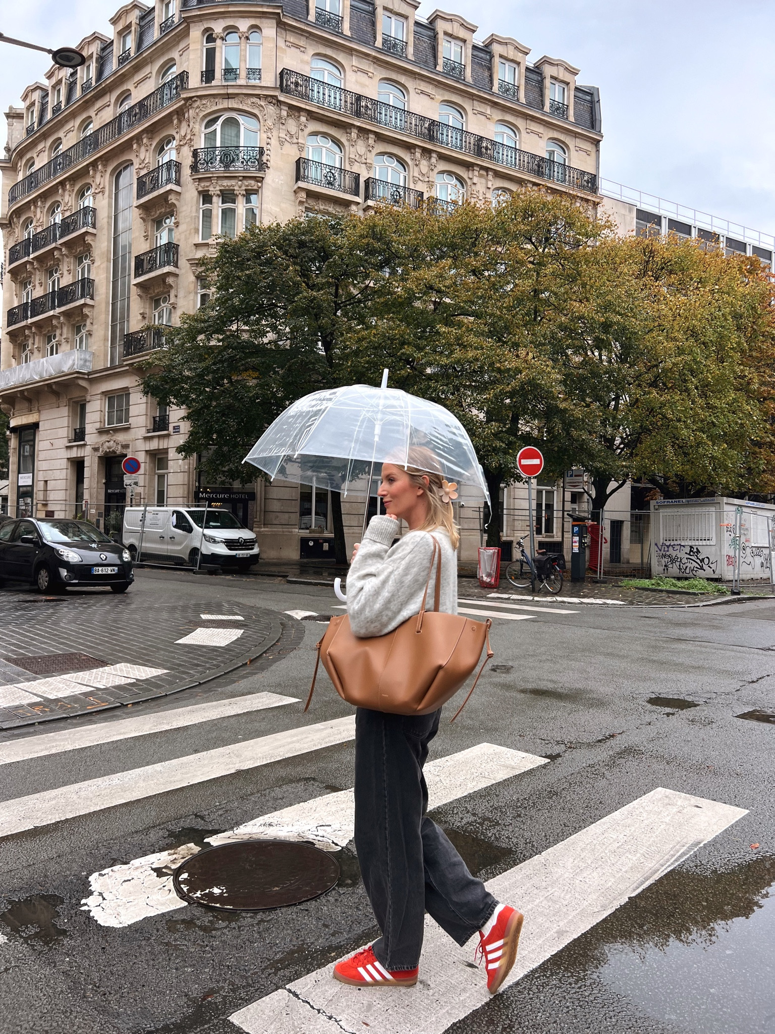 Rainy day red details 🧸❤️☃️

#LTKCyberWeek #LTKworkwear