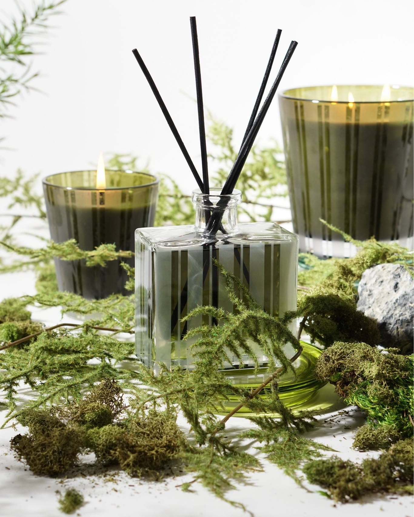 Reed Diffuser by Nest Fragrance

#dazzlensparkle #homefragrance #candles #reeddiffuser

#LTKhome #LTKfamily #LTKGiftGuide