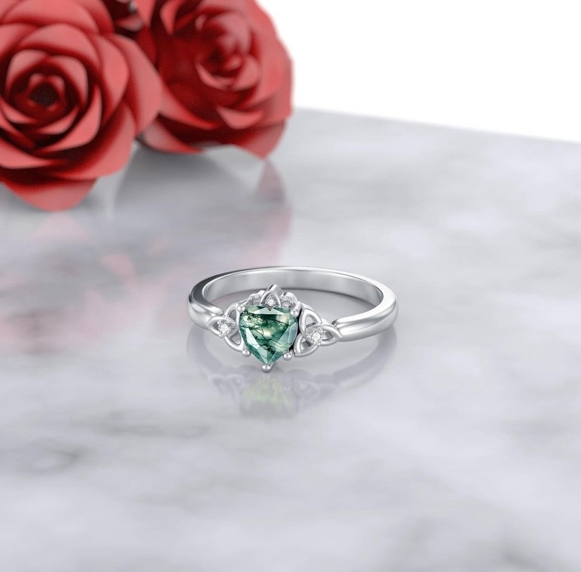 ☘️𝙼𝚘𝚜𝚜 𝙰𝚐𝚊𝚝𝚎 𝙲𝚎𝚕𝚝𝚒𝚌 𝚃𝚛𝚒𝚗𝚒𝚝𝚢 𝙺𝚗𝚘𝚝 𝚁𝚒𝚗𝚐☘️  

𝙻𝚘𝚟𝚎𝚕𝚢 𝚊𝚗𝚍 𝙳𝚎𝚕𝚒𝚌𝚊𝚝𝚎, 𝚝𝚑𝚎 𝙲𝚎𝚕𝚝𝚒𝚌 𝚁𝚒𝚗𝚐 𝙷𝚊𝚜 𝙱𝚎𝚎𝚗 𝙺𝚗𝚘𝚠𝚗 𝙰𝚜 𝚊 𝚂𝚢𝚖𝚋𝚘𝚕 𝚏𝚘𝚛 𝙴𝚝𝚎𝚛𝚗𝚒𝚝𝚢, 𝙻𝚘𝚢𝚊𝚕𝚝𝚢, 𝙵𝚊𝚒𝚝𝚑, 𝙵𝚛𝚒𝚎𝚗𝚍𝚜𝚑𝚒𝚙 𝚘𝚛 𝙻𝚘𝚟𝚎 𝚏𝚘𝚛 𝚊 𝙼𝚒𝚕𝚕𝚎𝚗𝚗𝚒𝚊💚🤍🧡

#LTKTravel #LTKBeauty #LTKU