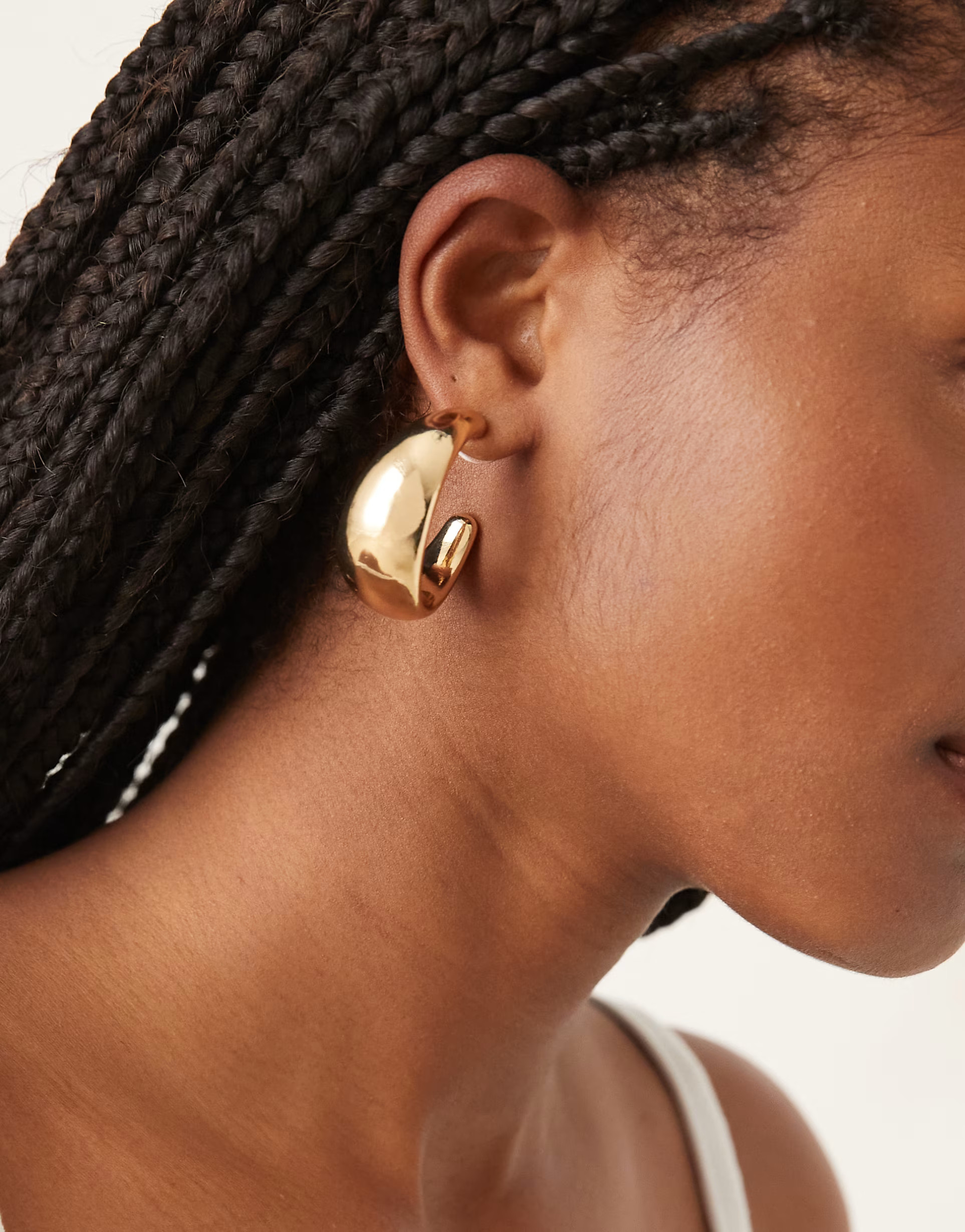 DesignB London chunky teardrop  hoop earrings in gold | ASOS | ASOS (Global)