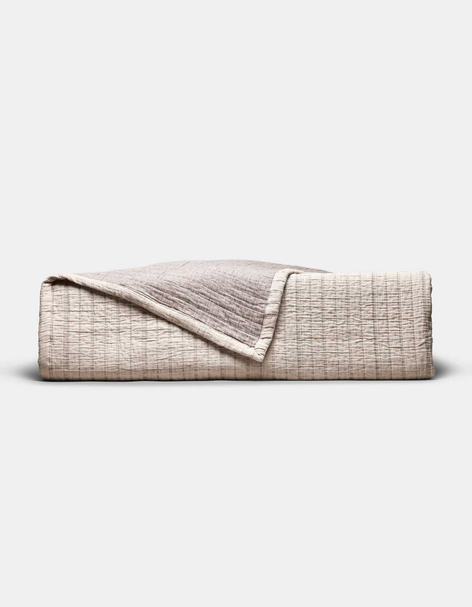Baja Matelasse Coverlet | Cozy Earth