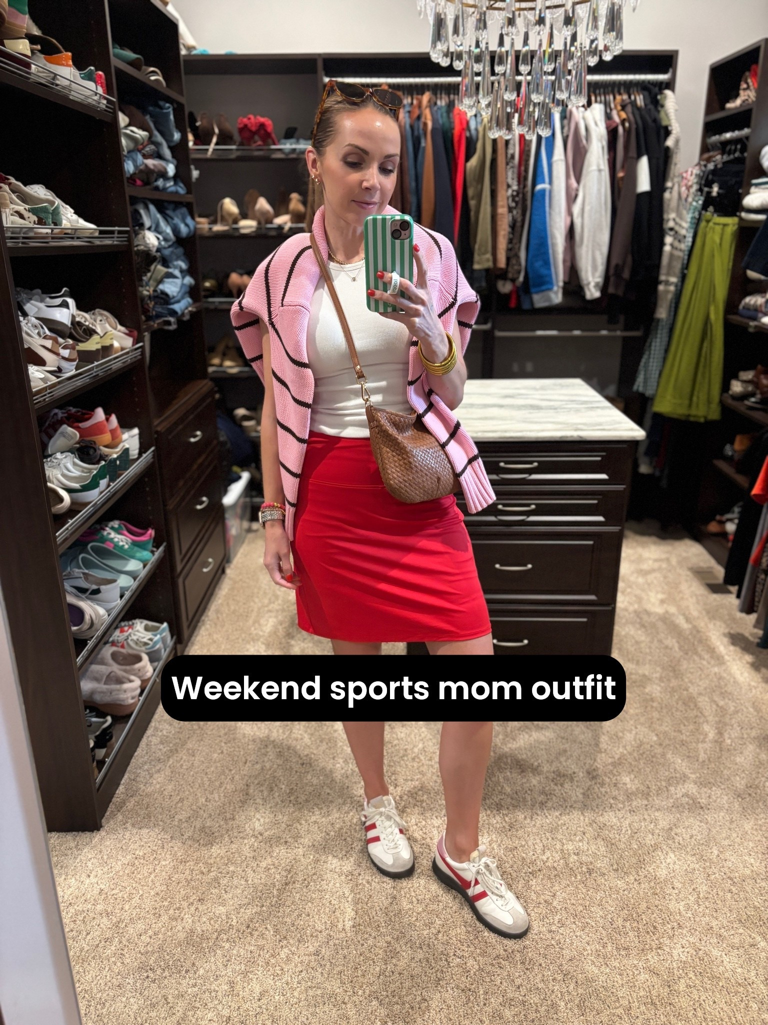 Weekend sports mom outfit