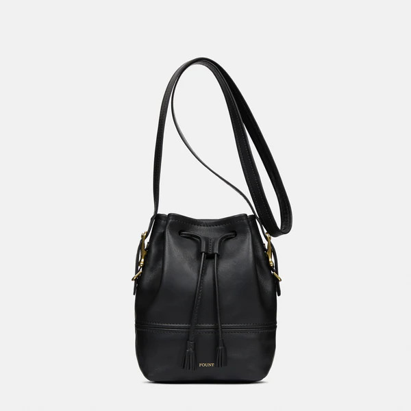 The Classic Coventry Bucket Bag | FOUNT