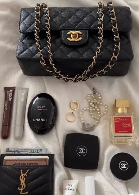 Little #dhgate gift ideas

 

 #LTKMostLoved #LTKNYFW #LTKGiftGuide