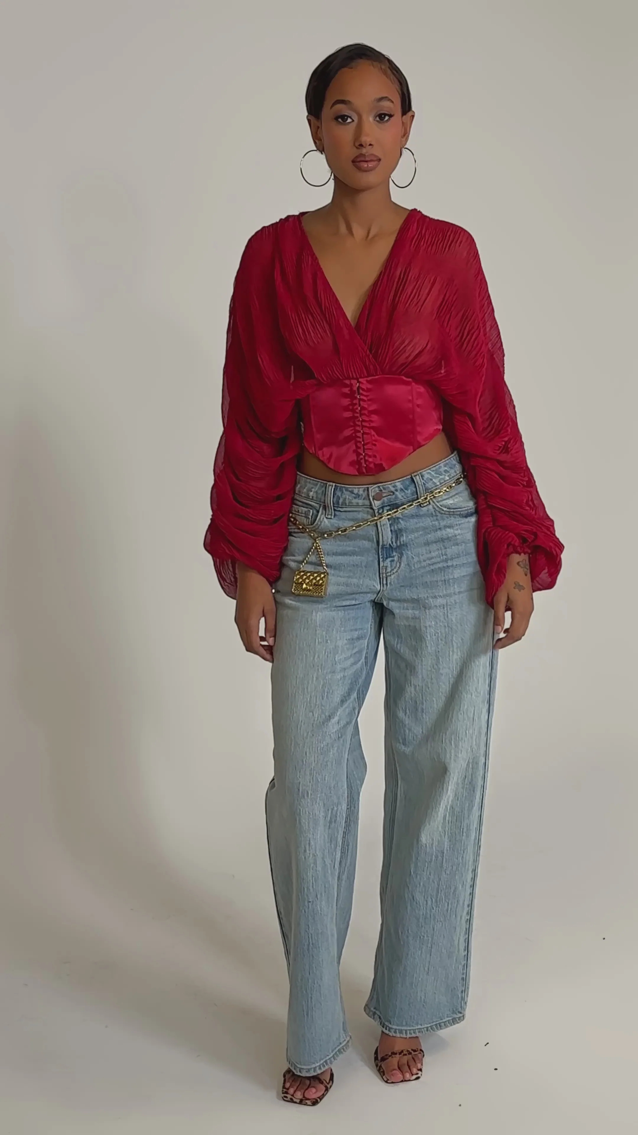 GIRLY PLZ BLOUSE | AKIRA