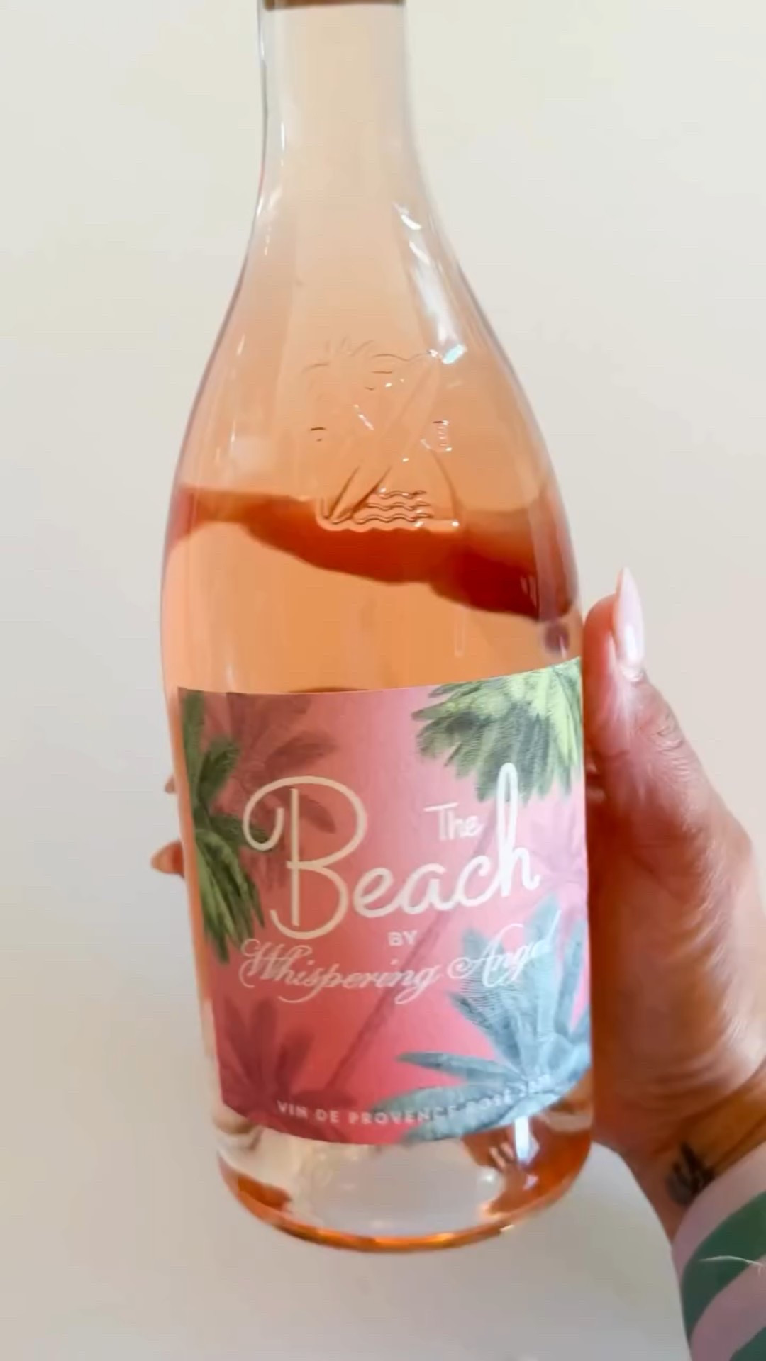 Forgot a gift? Same. But slap a bouquet on a bottle and suddenly you’re thoughtful and chic. Mother’s Day? Handled. You’re welcome 🫶🏼

#lastminutegifts #mothersdayideas #bouquetonabottle