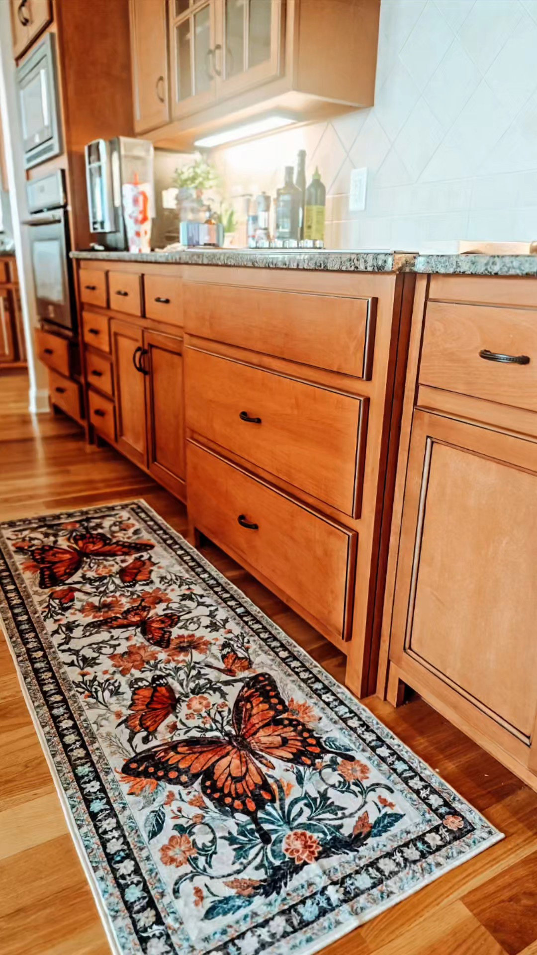 This rug is WASHABLE as in the whole thing can be tossed into the washer. It is also super plush and soft! I just got another one for our main room! GREAT pricing! I have 3 dogs and 2 kids. I need washable rugs! @lahome #Lahome #livinglargeinlilly #rug #washablerug #moving #momlife #rugs

#LTKdayinmylife #LTKmomlife #LTKHome