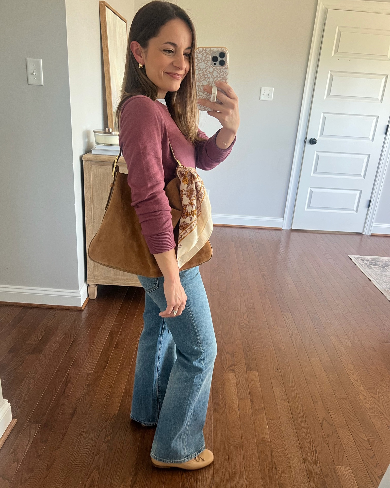 If you’re starting to think about fall staples I’m starting to see a few of my favorites from last year being restocked! 

The Berkeley bag from J.Crew was my go-to bag for fall and winter last year and it will be again. 

Sweater is not available unfortunately (it was from Quince) 
Jeans (J.Crew): 24 - standard fit for extra length - 27” inseam) 
Shoes (Sam Edelman): true to size

#LTKPetite