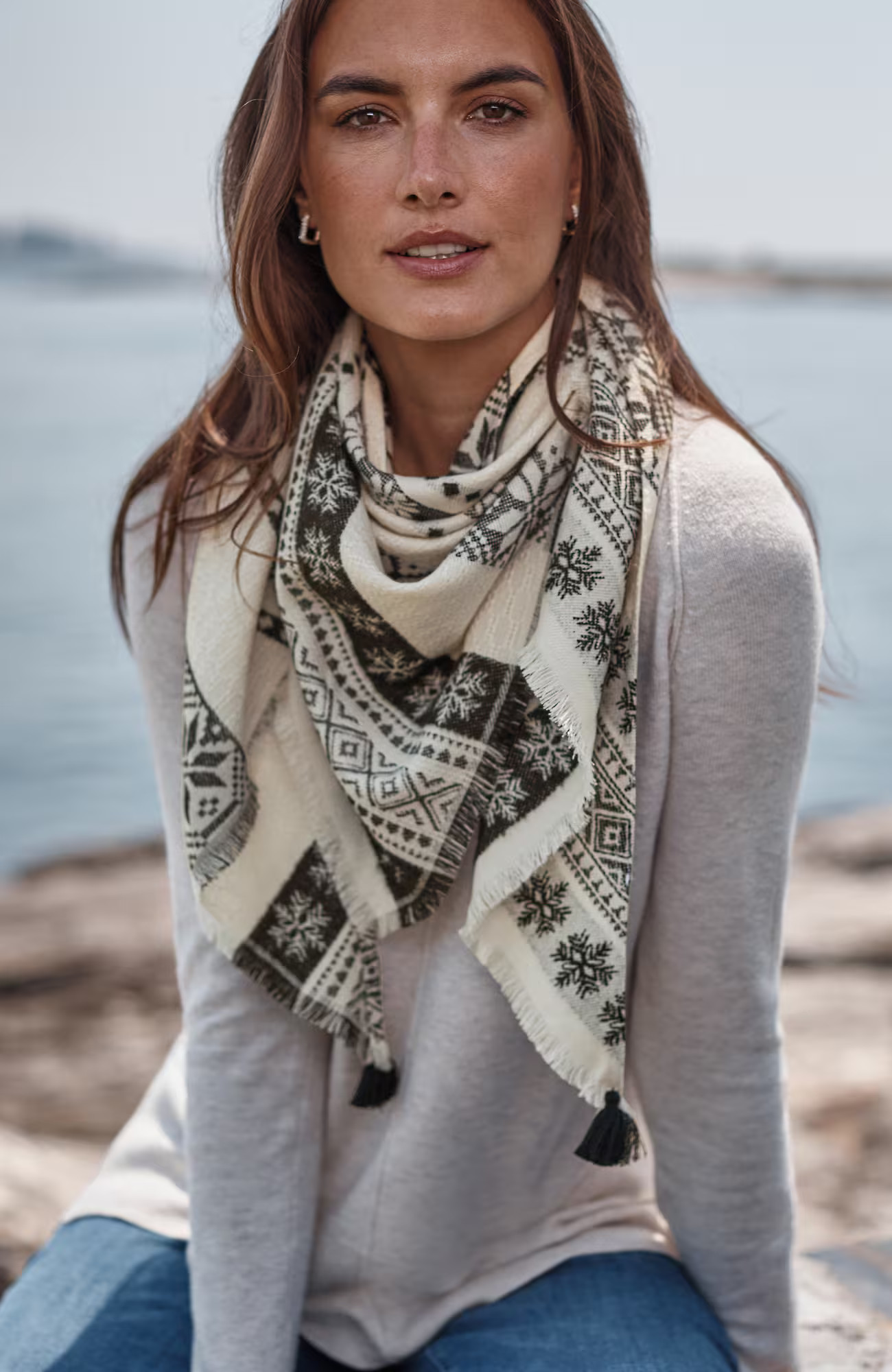 Snowflake Jacquard Triangle Scarf | J. Jill