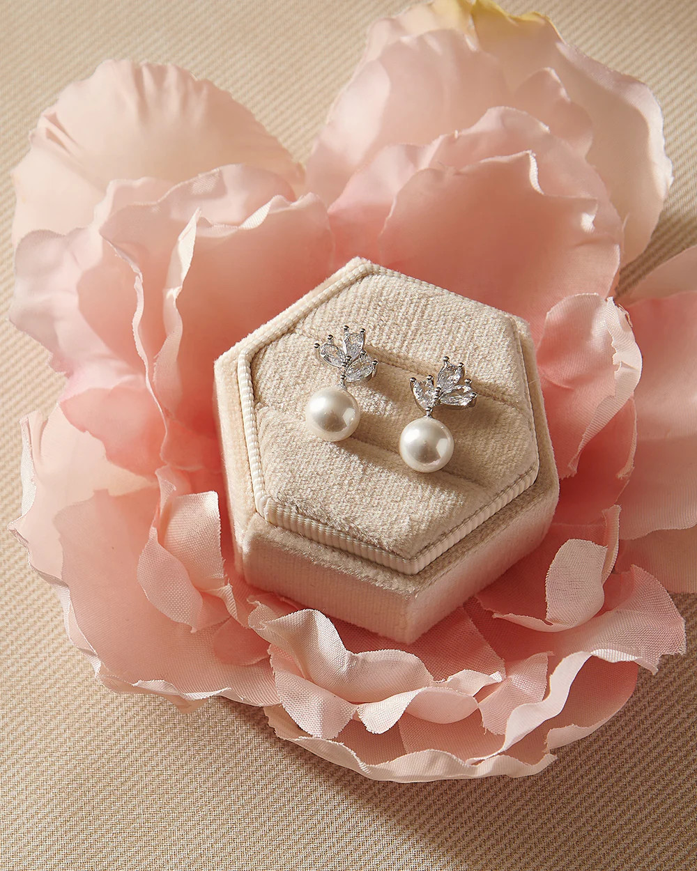 Meadow Pearl Earrings | Dareth Colburn