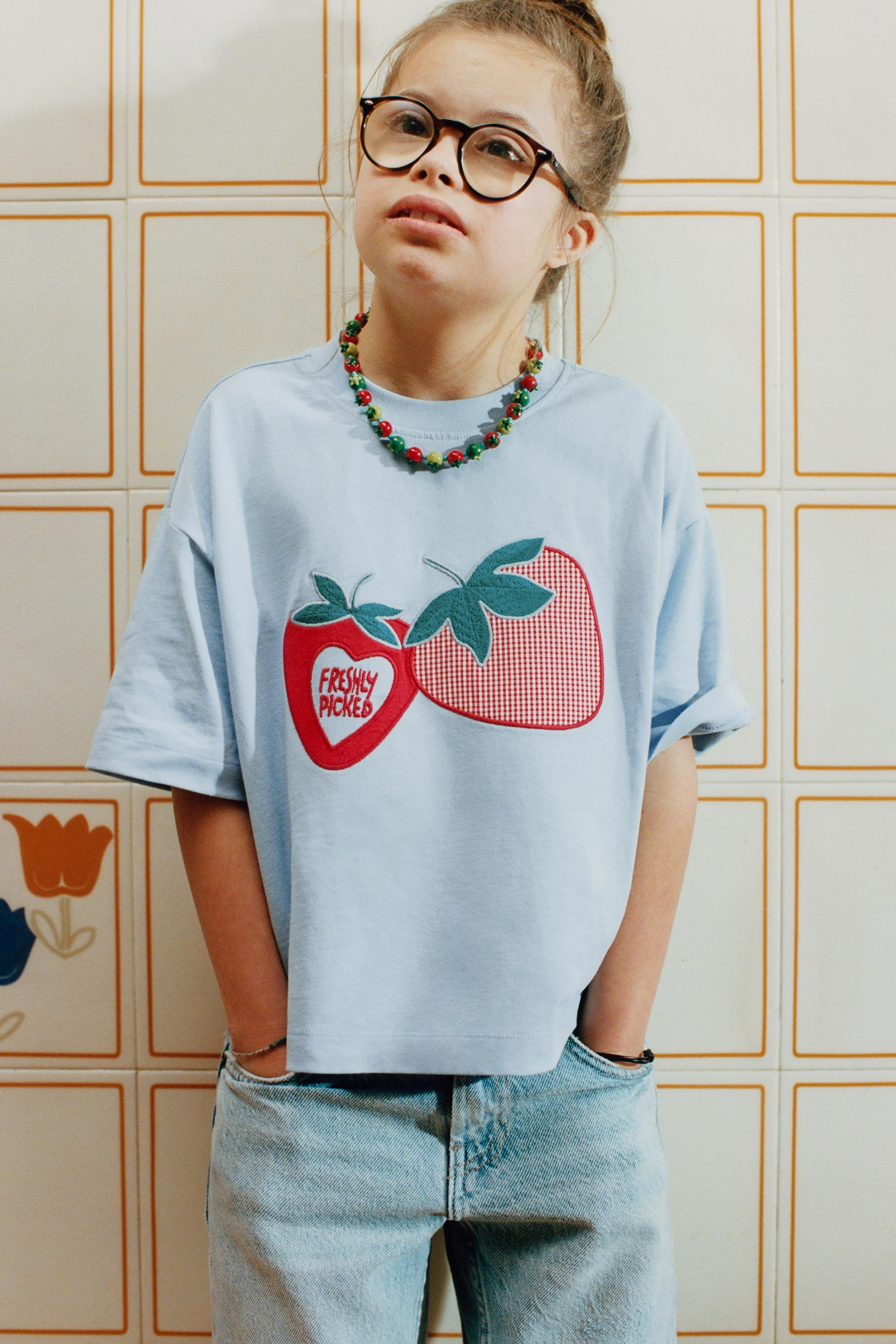 STRAWBERRY PATCH T-SHIRT | Zara US