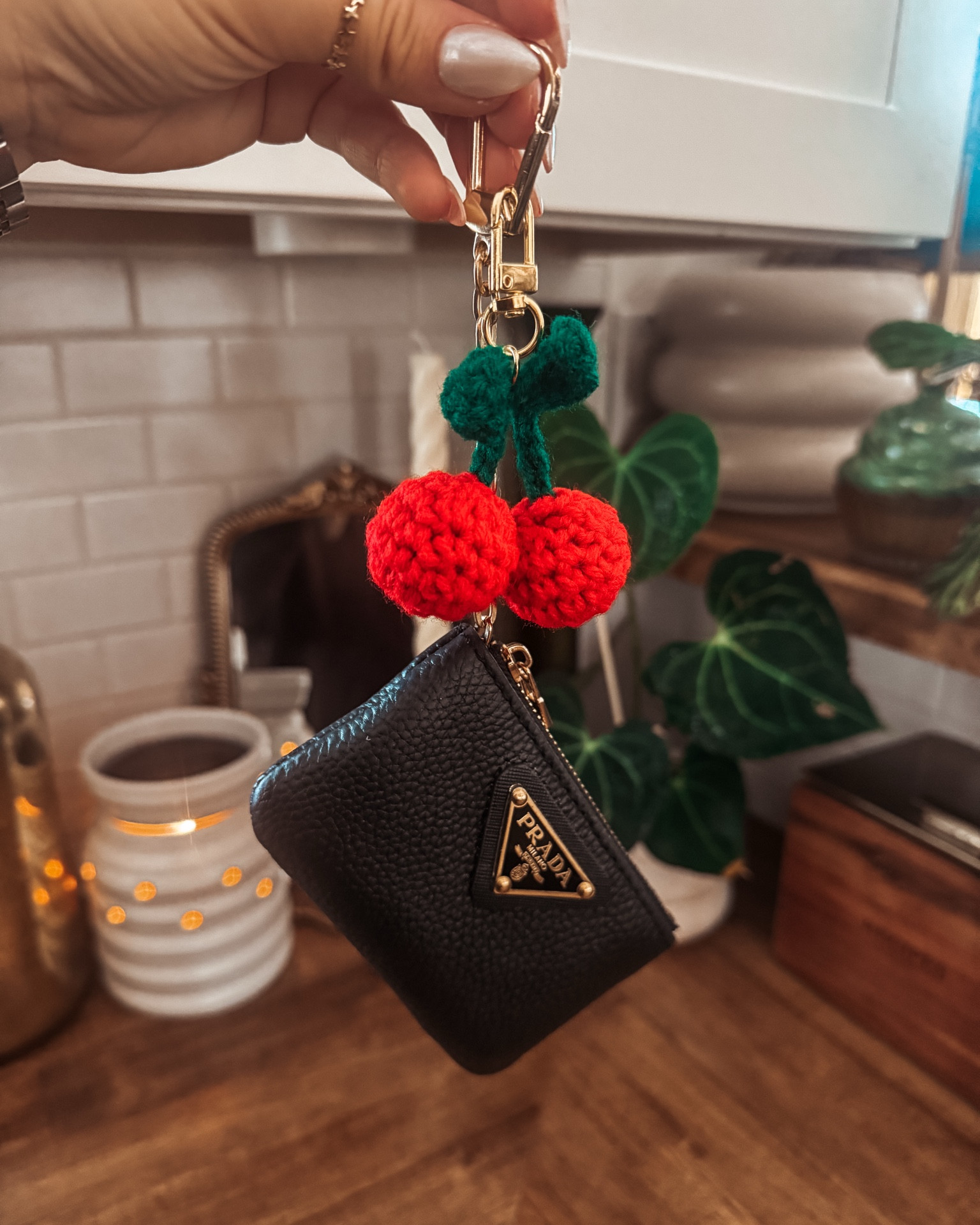 Better than the Coach cherries 🍒 💁🏻‍♀️ #shopsmall

#LTKGiftGuide #LTKItBag #LTKStyleTip