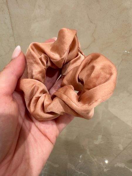 You need a silk scrunchie to preserve your blow out!! 

#LTKbeauty