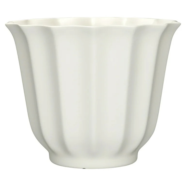 Mainstays Charlotte 17.5" x 17.5" x 14" Round Vanilla Dream 100% Recycled Resin Planter | Walmart (US)