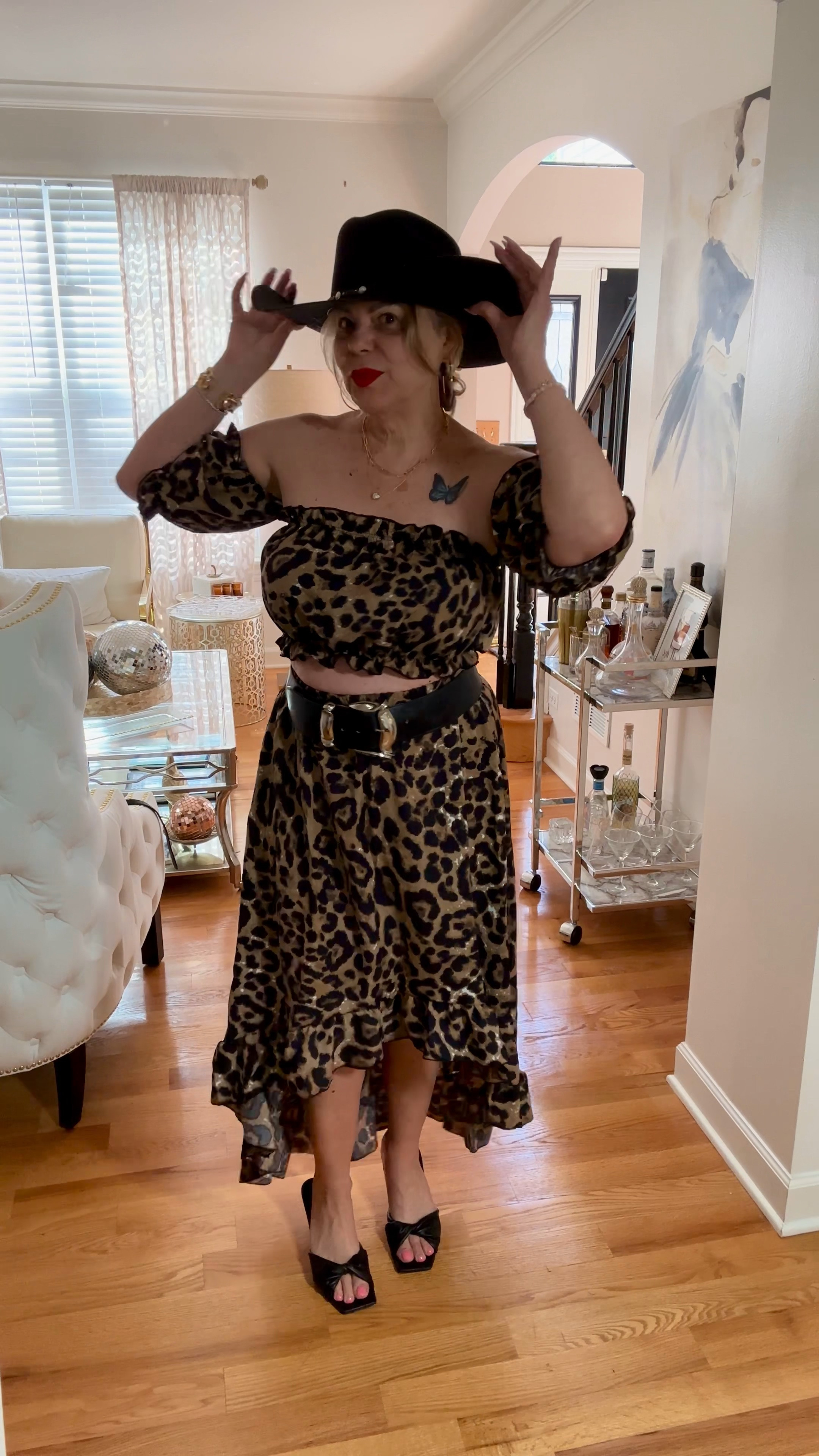It's time for some festival fashion try on. "Howdy" do you like this one from @shein? Let me know in the comments below if you like this! Festival fashion is all about expressing yourself and trying out new styles, so don't be afraid to step out of your comfort zone and experiment. And remember, the most important thing is to have fun and enjoy the experience! Like and follow me on LTK and subscribe for easy shopping. Link in bio #festivalfashion #fashionstyle #chicagofashionstylist  #fashionista #glamour #leapordprint

#LTKSeasonal