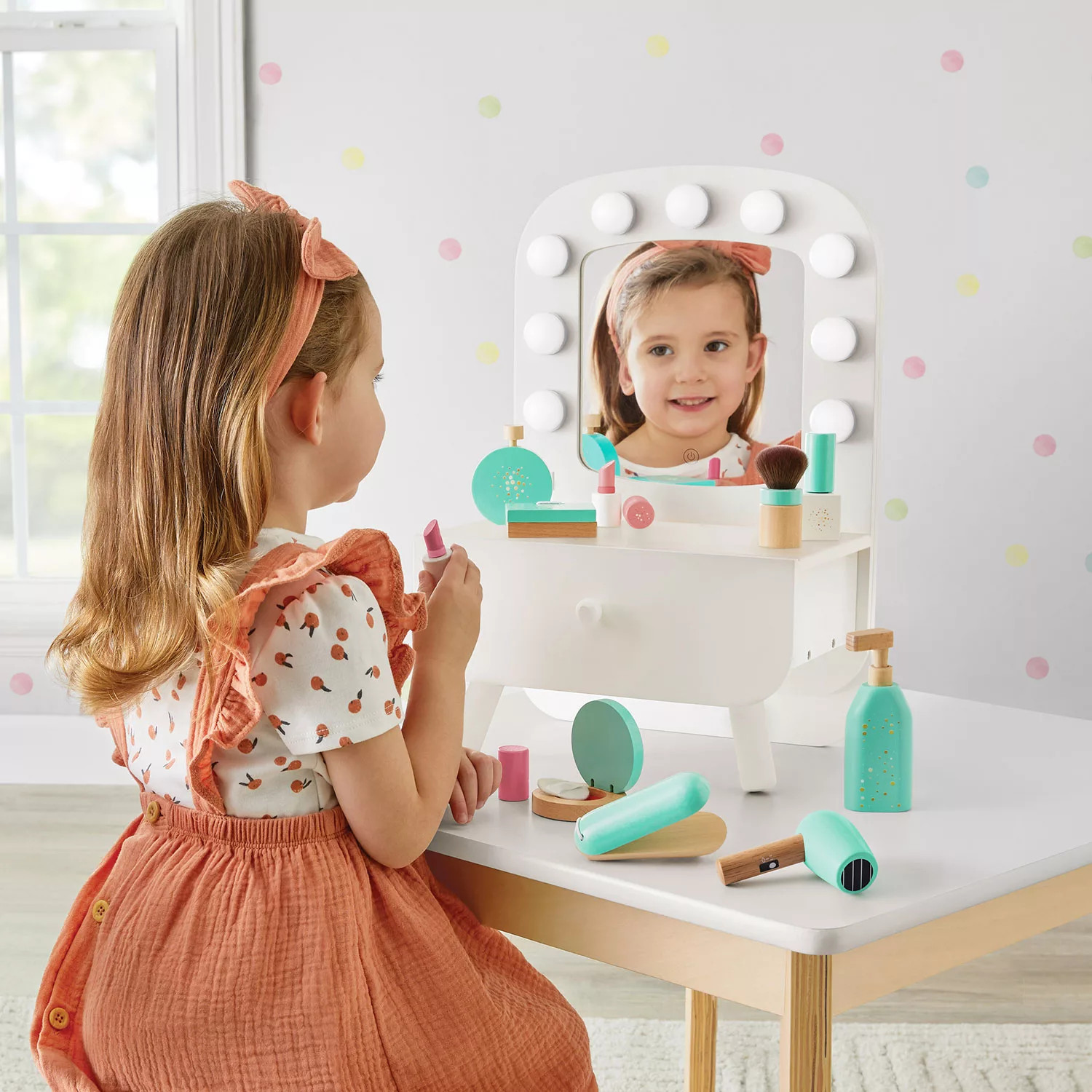 Member's Mark Kid's Mid-Century Modern Tabletop Vanity | Sam's Club