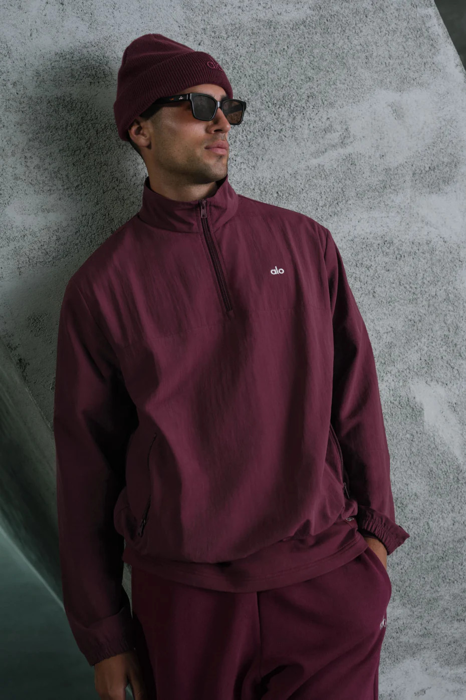 ALO | Light Weight Takeaway Track Pullover Top in Burgundy Red, Size: 2XL | Alo Yoga