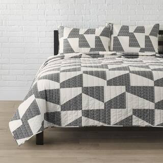 StyleWell 3-Piece Black and Ivory Modern Abstract Tile Cotton Blend Full/Queen Quilt Set PHC-139-... | The Home Depot