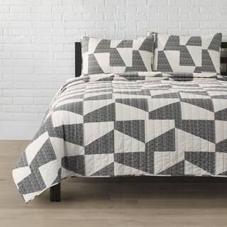 StyleWell 3-Piece Black and Ivory Modern Abstract Tile Cotton Blend Full/Queen Quilt Set PHC-139-... | The Home Depot