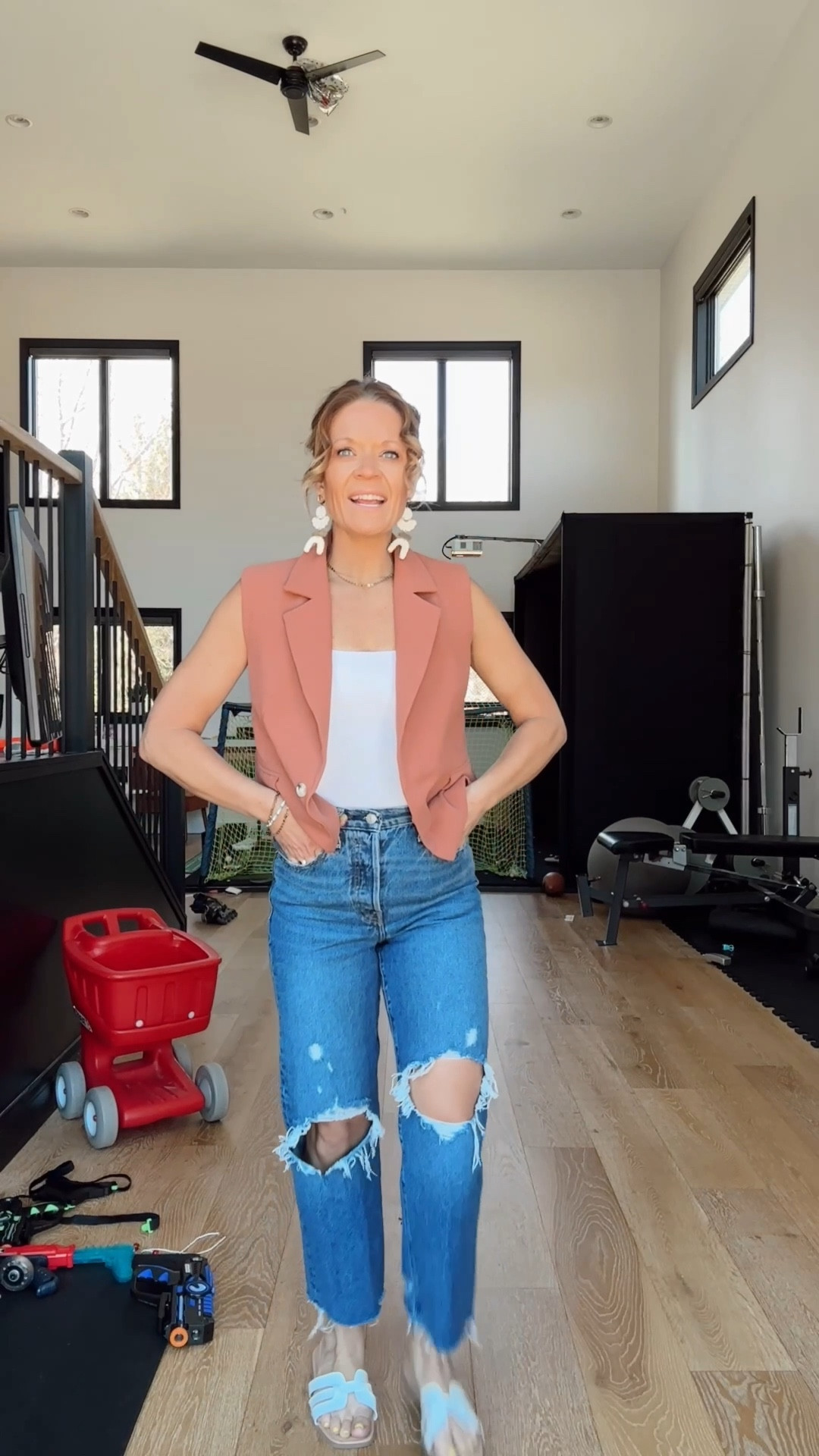 Business casual spring outfit of the day! Levi’s for $50! Mom bod flattering. 

#LTKStyleTip #LTKOver40 #LTKFamily