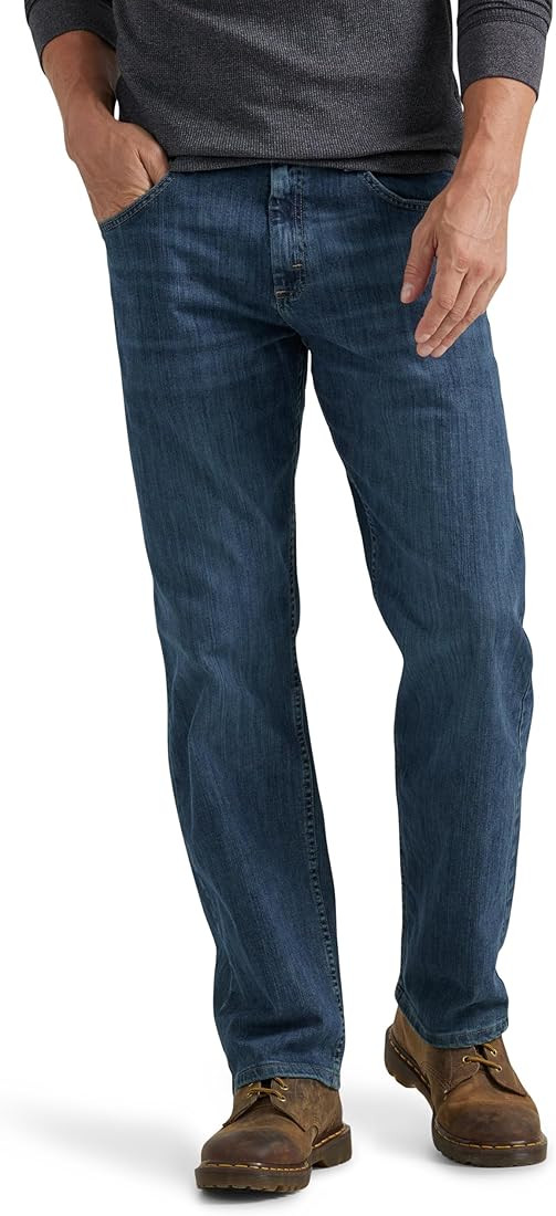Wrangler Authentics Men's Classic 5-Pocket Relaxed Fit Flex Jean | Amazon (US)