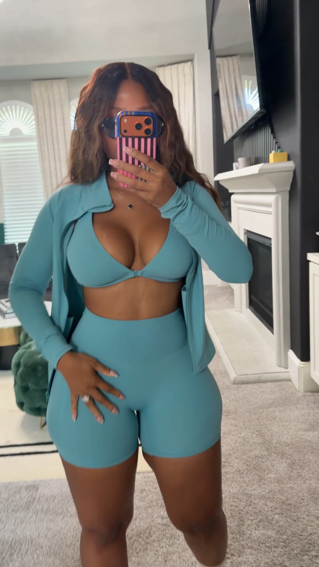 @victoriassecret 

Jacket Xs
Shorts M
Bra M

#LTKActive #LTKdayinmylife
