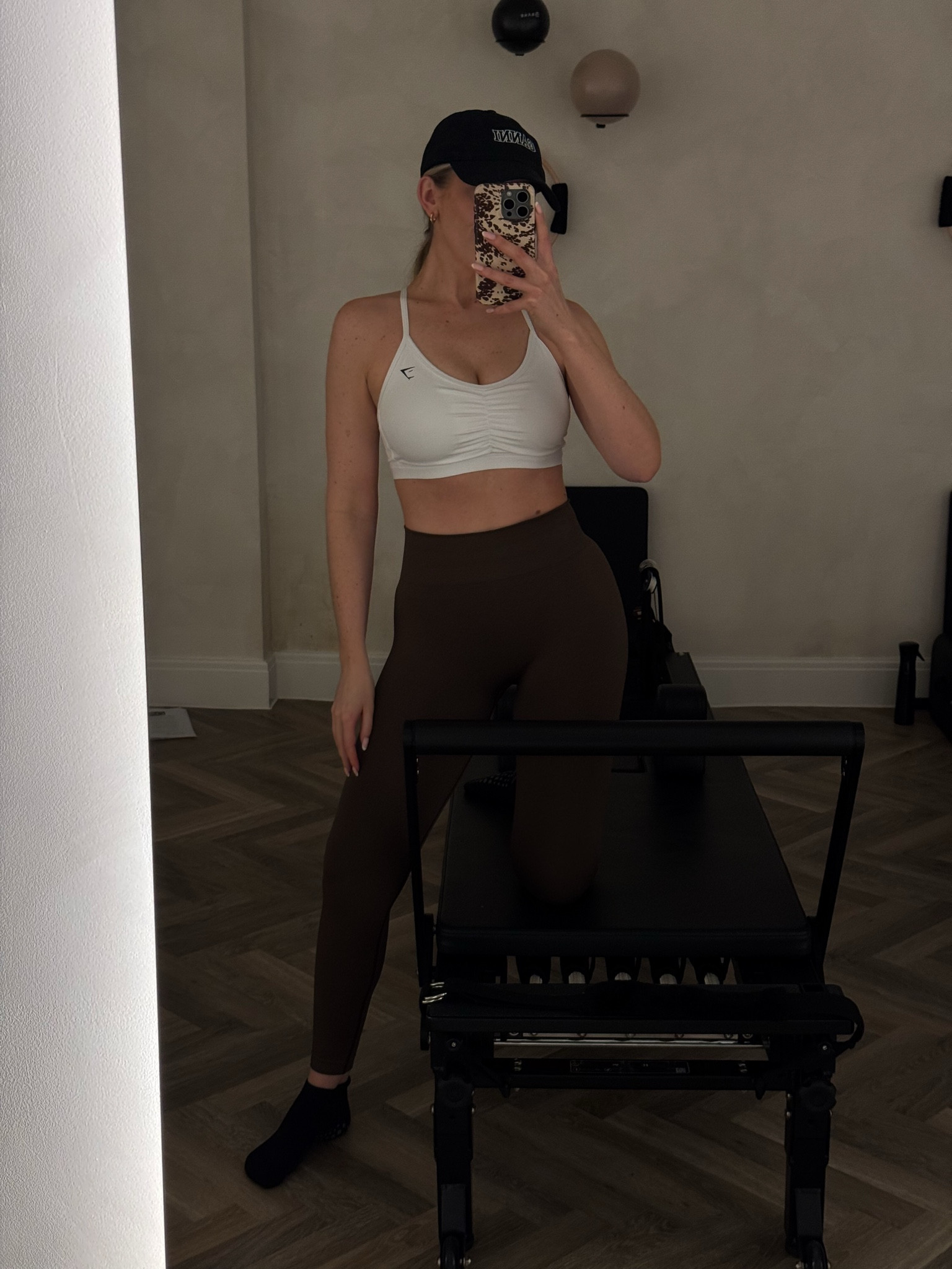 Reformer Pilates outfit 🤎

Tala leggings, sports bra, gym shark 

#LTKfitness #LTKuk #LTKstyletip