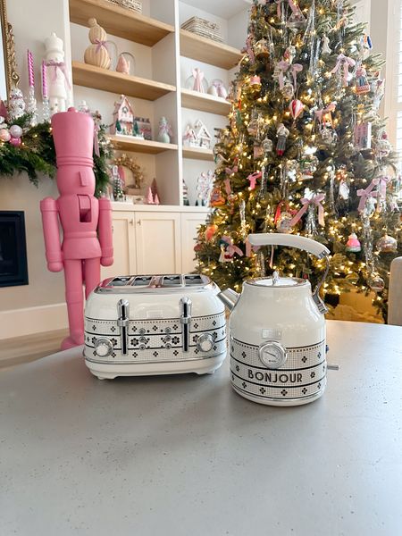 The Bistro collection from @anthropolgie is gorgeous and would make a wonderful gift! 🎀

#LTKGiftGuide #LTKHoliday #LTKhome
