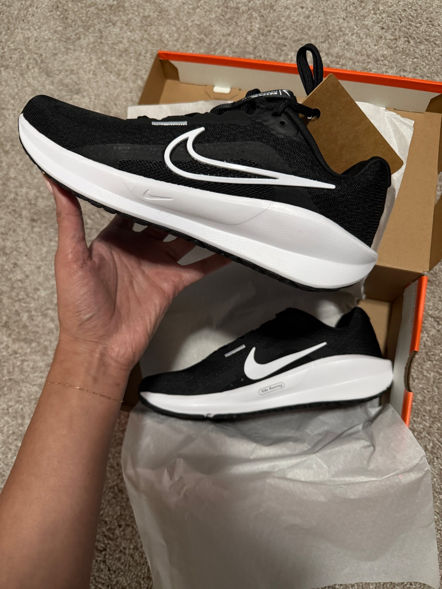 I’ve been on a black and white kick with shoes lately! 🖤🤍 these are UNDER $50 right now on sale, I paid $45 for them! 😳 size 10 super comfortable 

Running shoes, comfy, nike, gift idea, active, true to size, classic, travel

#LTKFindsUnder50 #LTKGiftGuide #LTKSaleAlert