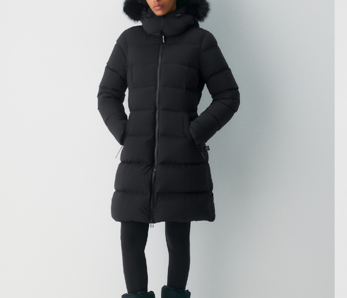 #coats #aritzia

#LTKSeasonal #LTKCyberWeek #LTKSaleAlert