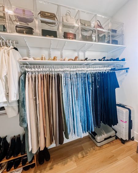 Give us allllll the rainbow-organized pants and clear purse boxes! 😍

Unpacking clients into their new homes is literally a game changer for them because when else can you get settled in so quickly and have your closet look like this on day two?! And it's not just about how pretty it is; it is set up perfectly for this particular client AND all the boxes are gone. It's like a whirlwind for a few days and then whoosh - we are gone and everything is tidy. It's a winning combo every time!

 