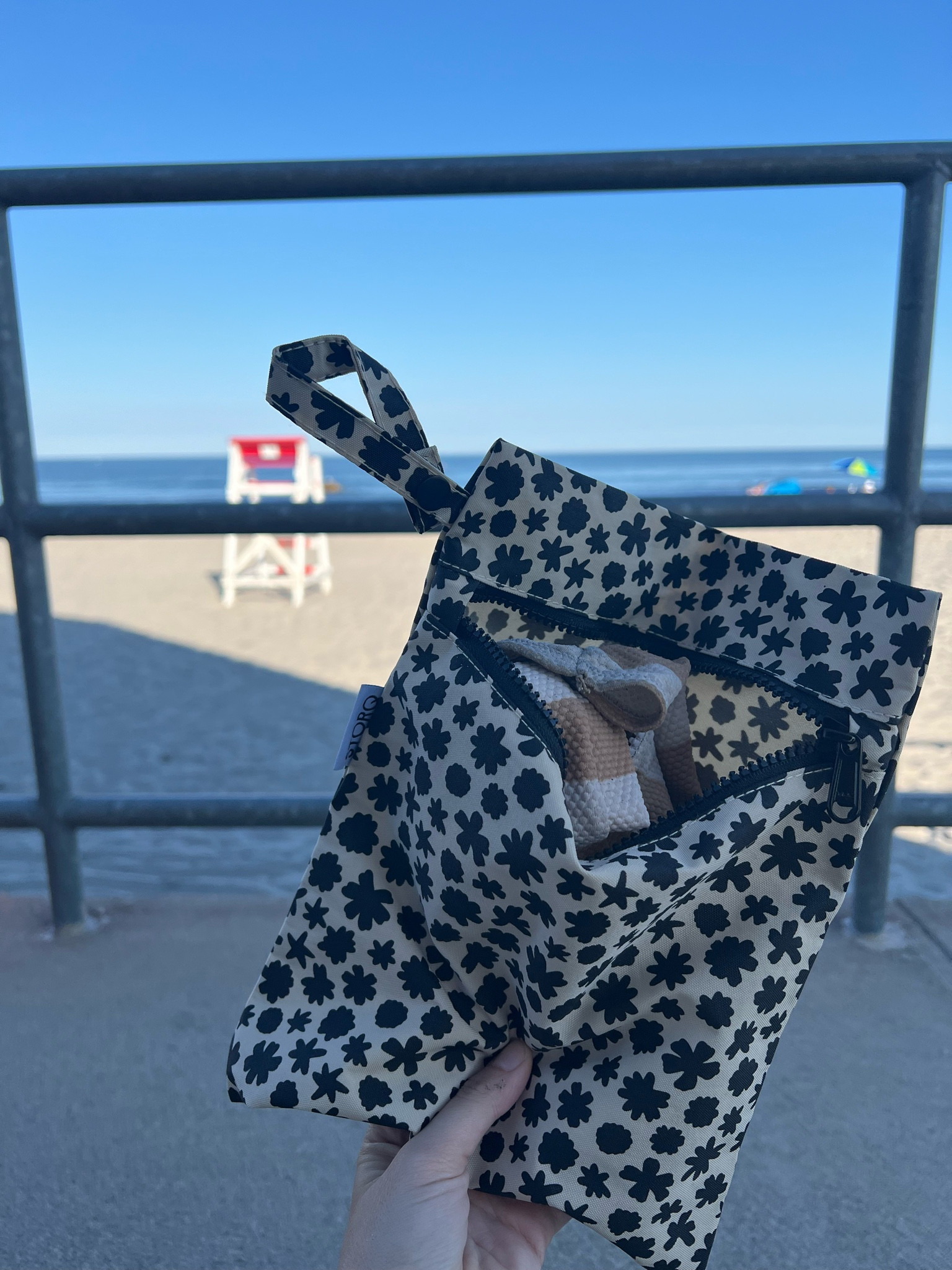 Cutest bag for wet things from the beach! A beach bag staple 〰️ 

#LTKKids #LTKFamily #LTKSwim