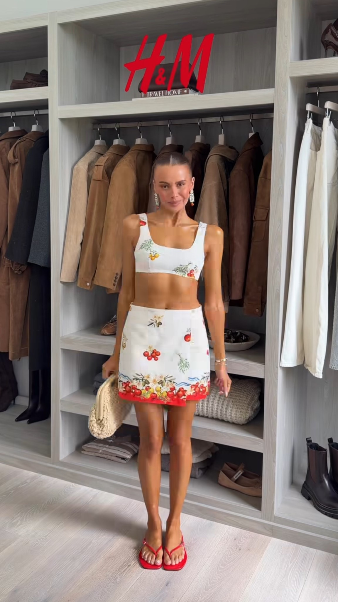 I’m wearing a size 8 in top and S in skirt ☀️❤️


#LTKuk #LTKsummer #LTKspring