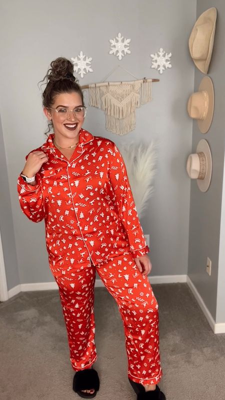 Midsize holiday outfit inspo 🥧🎄🎊
Size: L 
Christmas morning silky red pajama set
#midsizeoutfits #holidayoutfits #holidaylooks #fallfashion #fallstyle #styleinspo #holidayinspo #winterfashion #winterstyle #affordableoutfits #matchingset #comfystyle #loungewear #loungeset #slippers #pajamas #pjs #christmaspajamas #silkypajamas #christmasoutfit 

#LTKcurves #LTKHoliday #LTKSeasonal