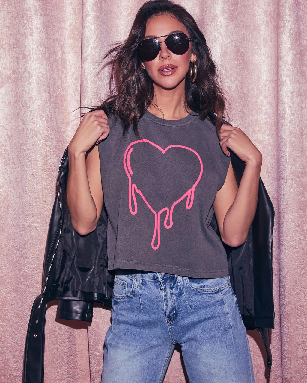 Plenty Of Love Muscle Tee Heart Graphic | VICI