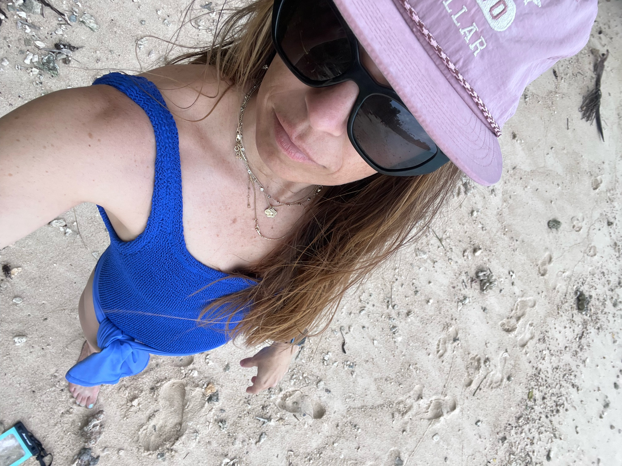 One piece swim, travel style, Tahiti, over 40 swim

#LTKSwim #LTKOver40 #LTKTravel