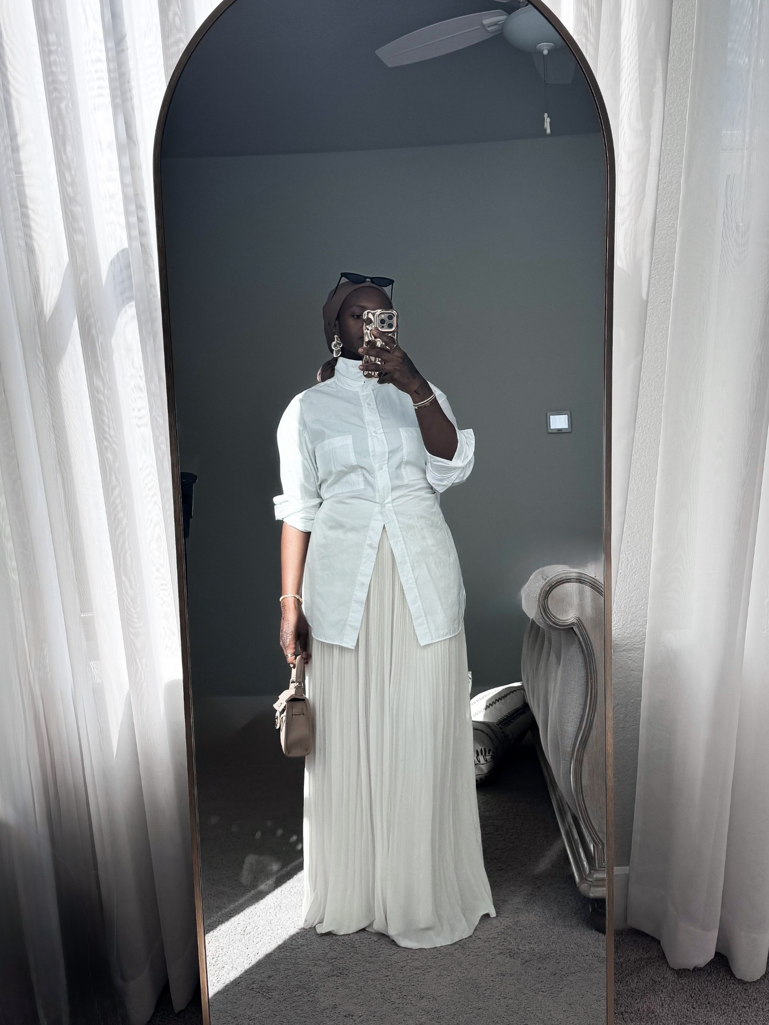 The best button down shirt from Uniqlo. Perfect capsule wardrobe piece, can be worn casually, dressed up and even worn for a corporate job! 

#LTKootd #LTKSaleAlert #LTKU